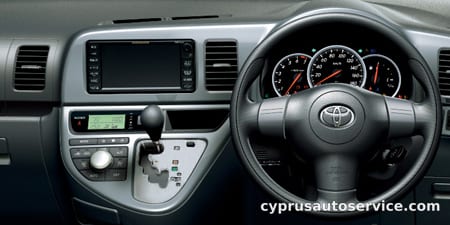 TOYOTA WISH X