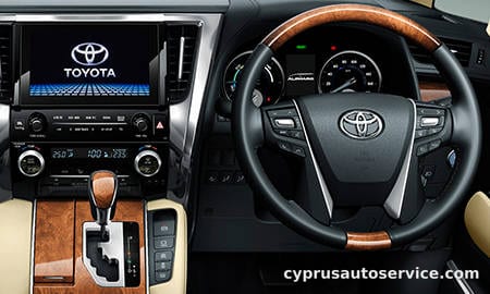 TOYOTA ALPHARD HYBRID EXECUTIVE LOUNGE