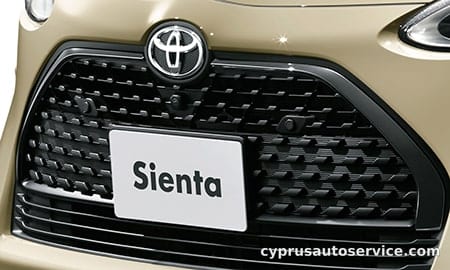 TOYOTA SIENTA HYBRID FUNBASE G GLAMPER