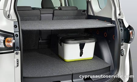 TOYOTA SIENTA HYBRID FUNBASE G CUERO