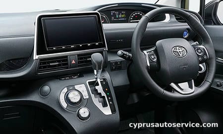 TOYOTA SIENTA HYBRID FUNBASE G GLAMPER