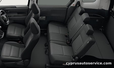 TOYOTA SIENTA HYBRID X