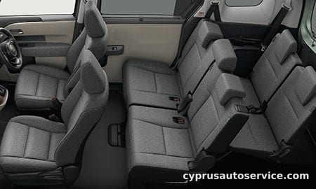 TOYOTA SIENTA HYBRID Z