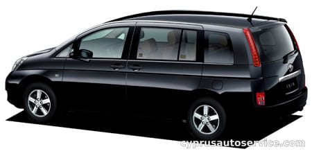 TOYOTA ISIS PLATANA