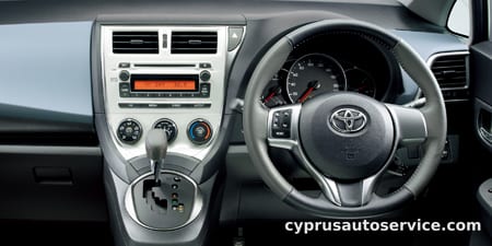 TOYOTA RACTIS LEPICE