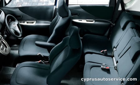 TOYOTA RACTIS G S PACKAGE