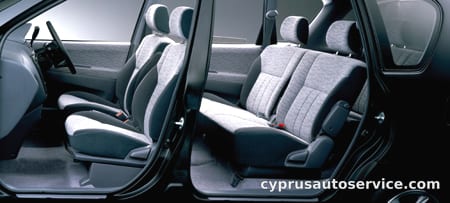TOYOTA IPSUM AEROTOURING