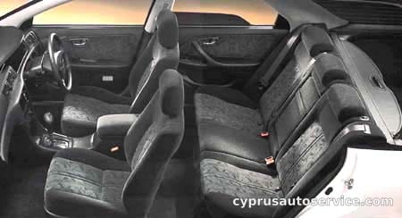 TOYOTA MARKII QUALIS 2.5 FOUR TOURER EDITION