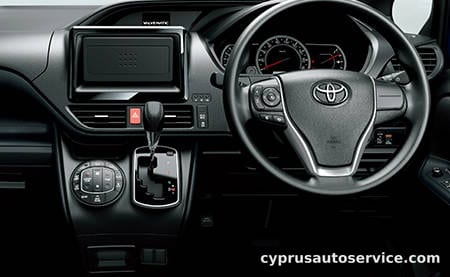 TOYOTA VOXY X C PACKAGE