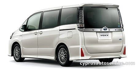 TOYOTA VOXY HYBRID ZS