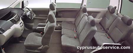 TOYOTA VOXY Z