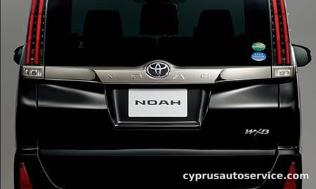TOYOTA NOAH SI WxB