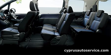 TOYOTA NOAH SI