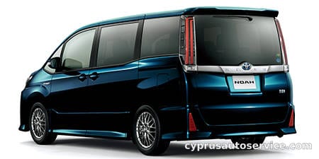 TOYOTA NOAH HYBRID SI