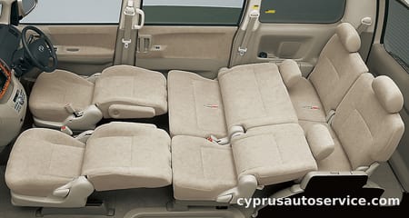 TOYOTA NOAH S