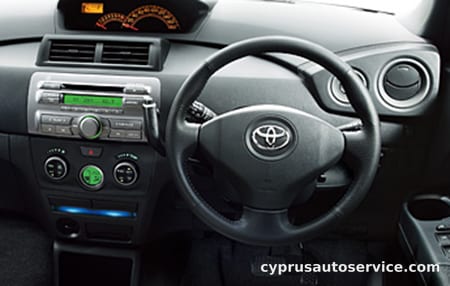 TOYOTA bB Z L PACKAGE