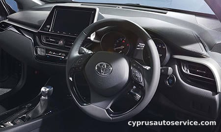 TOYOTA CHR G-T MODE NERO