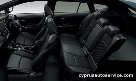 TOYOTA COROLLA TOURING HYBRID WxB