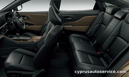 TOYOTA CROWN CROSSOVER Z