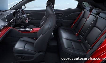 TOYOTA CROWN SPORT RS