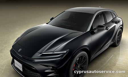 TOYOTA CROWN SPORT Z THE 70TH