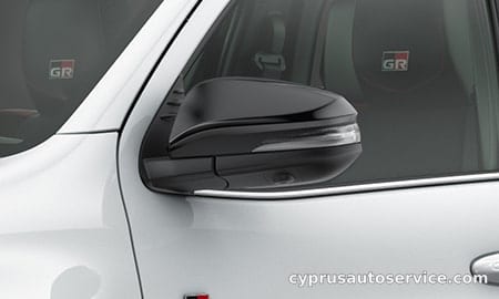 TOYOTA HILUX X