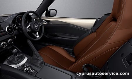 MAZDA ROADSTER BROWN TOP