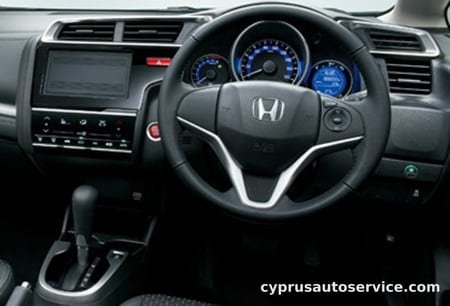 HONDA FIT 15X L PACKAGE