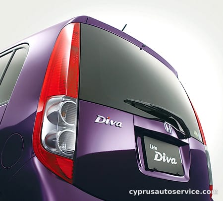 HONDA LIFE DIVA