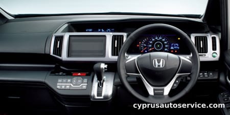 HONDA STEPWAGON SPADA Z