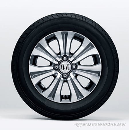 HONDA FREED SPIKE G AERO