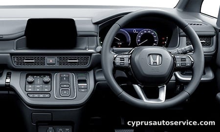 HONDA STEPWAGON E:HEV SPADA