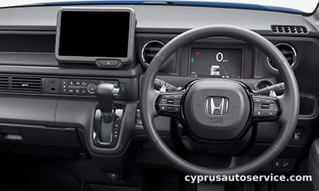 HONDA NBOX CUSTOM TURBO