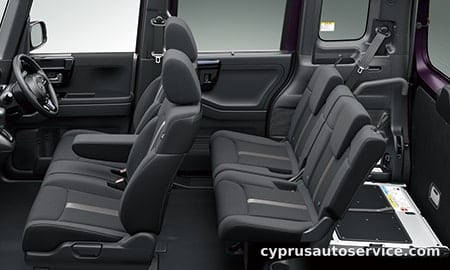 HONDA NBOX CUSTOM L SLOPE