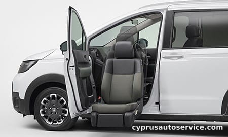 HONDA FREED CROSSTAR LIFT UP SEAT (PASSENGER SEAT)