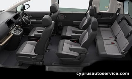 HONDA FREED E:HEV AIR EX