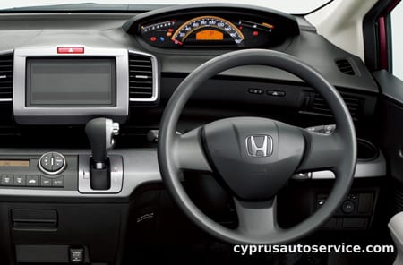 HONDA FREED FLEX AERO