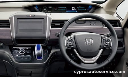 HONDA FREED PLUS HYBRID HYBRID EX