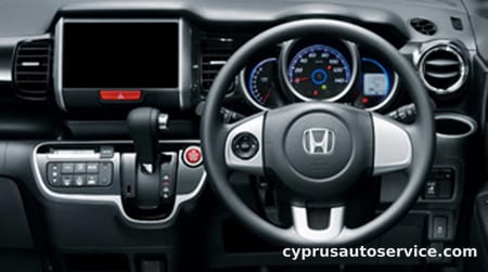 HONDA NBOX PLUS CUSTOM G A PACKAGE