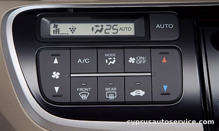 HONDA NBOX SLASH X TURBO PACKAGE