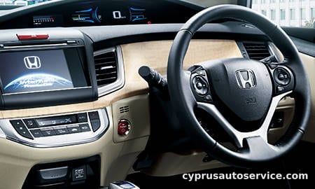 HONDA JADE HYBRID X