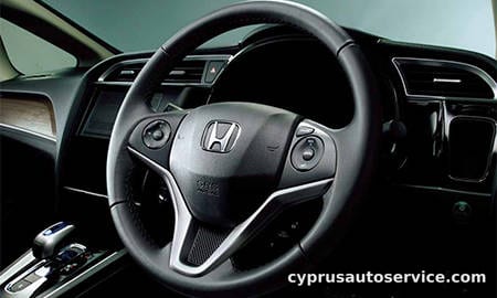 HONDA SHUTTLE HYBRID Z STYLE EDITION