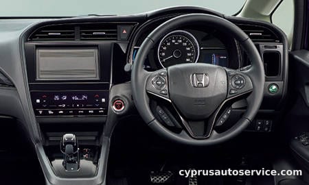 HONDA SHUTTLE HYBRID Z HONDA SENSING