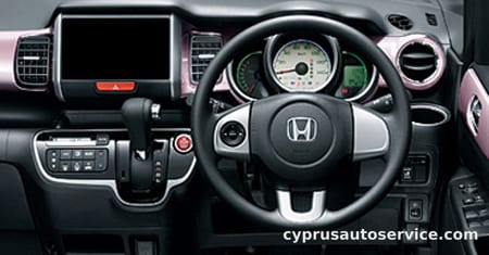 HONDA NBOX PLUS 2TONE COLOR STYLE G L PACKAGE