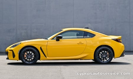 SUBARU BRZ YELLOW EDITION