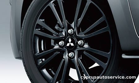 MITSUBISHI MIRAGE BLACK EDITION