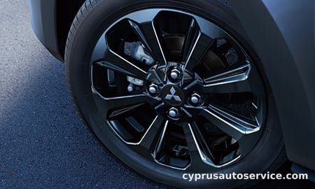 MITSUBISHI MIRAGE BLACK EDITION