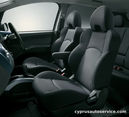 MITSUBISHI COLT PLUS 1.5RX