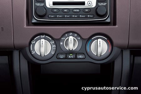 MITSUBISHI PAJERO MINI EXCEED