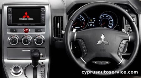 MITSUBISHI DELICA D5 G PREMIUM
